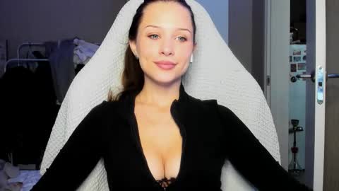 ketlinrous online show from 09/17/25, 02:52