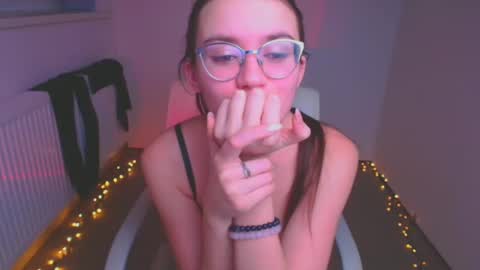 Ketrin online show from 01/05/25, 01:35