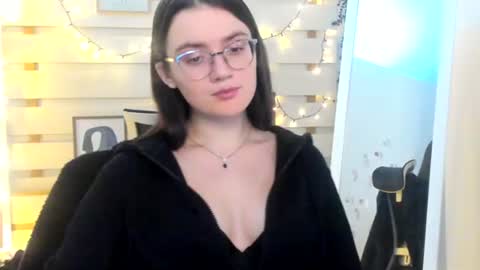 Ketrin online show from 11/25/25, 08:31