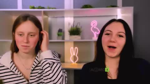 keuli_li online show from 02/26/26, 07:57