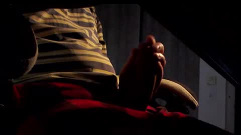 Snapshot of kev20paris chatting on 12/14/24, 11:50 kev20paris online show from 12/14/24, 11:50