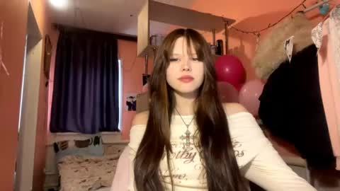 Lina online show from 04/17/26, 05:43