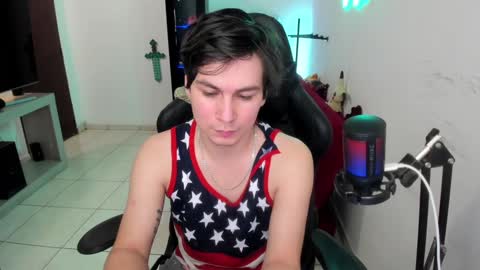 Snapshot of kevin873s chatting on 12/22/24, 12:07 Kevin online show from 12/22/24, 12:07