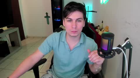 Snapshot of kevin873s chatting on 01/04/25, 11:59 Kevin online show from 01/04/25, 11:59