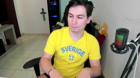 Snapshot of kevin873s chatting on 01/10/25, 11:50 Kevin online show from 01/10/25, 11:50