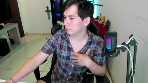 Snapshot of kevin873s chatting on 01/18/25, 11:55 Kevin online show from 01/18/25, 11:55