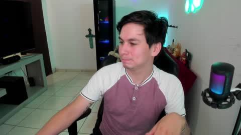 Snapshot of kevin873s chatting on 01/23/25, 12:04 Kevin online show from 01/23/25, 12:04