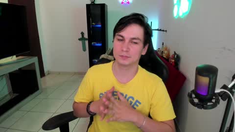 Snapshot of kevin873s chatting on 02/02/25, 12:09 Kevin online show from 02/02/25, 12:09