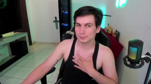 Snapshot of kevin873s chatting on 02/04/25, 12:08 Kevin online show from 02/04/25, 12:08