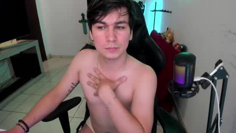 Snapshot of kevin873s chatting on 02/11/25, 12:06 Kevin online show from 02/11/25, 12:06