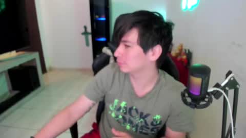 Snapshot of kevin873s chatting on 02/19/25, 11:57 Kevin online show from 02/19/25, 11:57