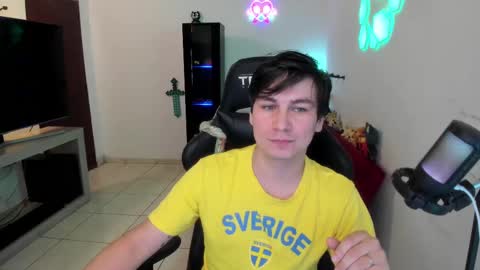 Snapshot of kevin873s chatting on 02/22/25, 11:46 Kevin online show from 02/22/25, 11:46