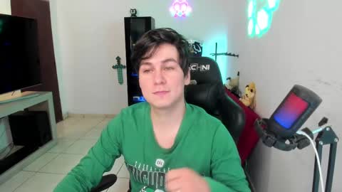 Snapshot of kevin873s chatting on 03/01/25, 12:07 Kevin online show from 03/01/25, 12:07