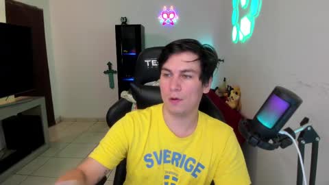 Snapshot of kevin873s chatting on 03/01/25, 11:58 Kevin online show from 03/01/25, 11:58