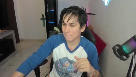 Snapshot of kevin873s chatting on 09/25/25, 11:30 Kevin online show from 09/25/25, 11:30