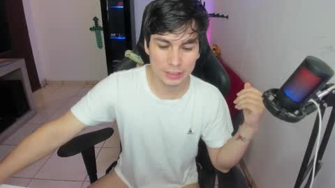 Snapshot of kevin873s chatting on 10/02/25, 11:34 Kevin online show from 10/02/25, 11:34