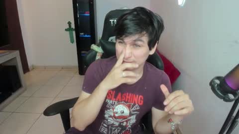 Snapshot of kevin873s chatting on 10/13/25, 11:38 Kevin online show from 10/13/25, 11:38