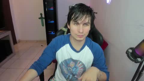 Snapshot of kevin873s chatting on 10/17/25, 11:40 Kevin online show from 10/17/25, 11:40