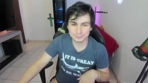 Snapshot of kevin873s chatting on 11/01/25, 11:29 Kevin online show from 11/01/25, 11:29