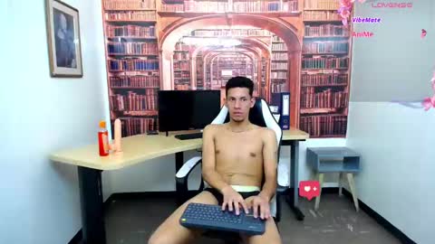 Snapshot of kevin__max_ chatting on 01/20/25, 11:43 Kev online show from 01/20/25, 11:43