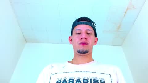 Snapshot of kevin__max_ chatting on 11/01/25, 07:05 Kev online show from 11/01/25, 07:05