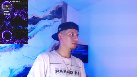 Snapshot of kevin__max_ chatting on 06/09/26, 03:18 Kev online show from 06/09/26, 03:18