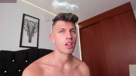 Kevin Ahs online show from 10/31/25, 07:48