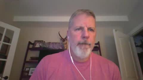 Snapshot of kevin_cumsagain chatting on 10/07/25, 09:56 kevin_cumsagain online show from 10/07/25, 09:56
