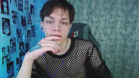 Kevin online show from 10/15/25, 04:34