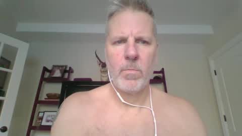 Snapshot of kevin_playsxxx chatting on 12/13/24, 02:49 kevin_playsxxx online show from 12/13/24, 02:49