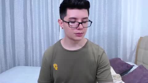 Snapshot of kevinhunts chatting on 02/20/25, 11:10 Kevin online show from 02/20/25, 11:10