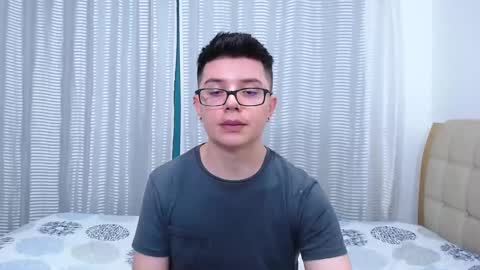 Snapshot of kevinhunts chatting on 02/26/25, 08:59 Kevin online show from 02/26/25, 08:59