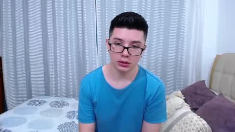 Snapshot of kevinhunts chatting on 02/26/25, 11:37 Kevin online show from 02/26/25, 11:37