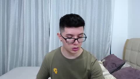 Snapshot of kevinhunts chatting on 03/06/25, 10:58 Kevin online show from 03/06/25, 10:58