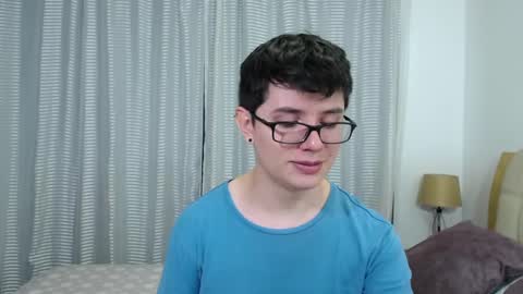 Snapshot of kevinhunts chatting on 09/11/25, 08:53 Kevin online show from 09/11/25, 08:53