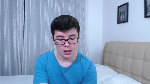 Snapshot of kevinhunts chatting on 10/11/25, 10:30 Kevin online show from 10/11/25, 10:30