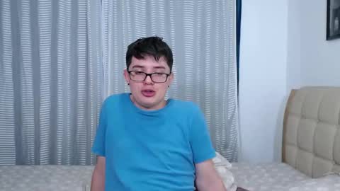 Snapshot of kevinhunts chatting on 11/07/25, 06:30 Kevin online show from 11/07/25, 06:30