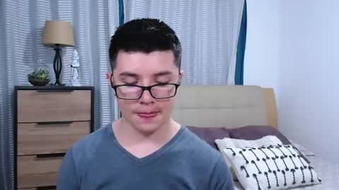 Snapshot of kevinhunts chatting on 06/15/26, 12:46 Kevin online show from 06/15/26, 12:46