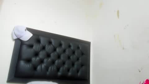 Snapshot of kevinkewma chatting on 09/20/25, 06:31 kevinkewma online show from 09/20/25, 06:31