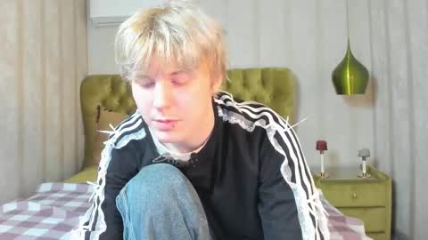 Kevin online show from 10/17/25, 02:41