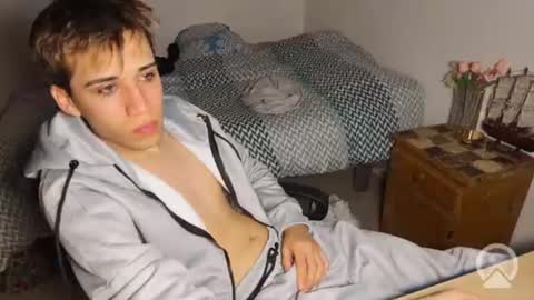 kevonly online show from 06/25/26, 08:52