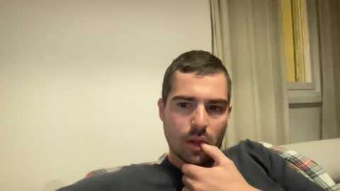 Snapshot of kevinpillobello chatting on 11/27/25, 04:20 kevinpillobello online show from 11/27/25, 04:20