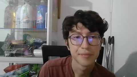 Snapshot of kevintdx chatting on 09/26/25, 03:10 kevintdx online show from 09/26/25, 03:10