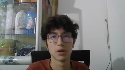 Snapshot of kevintdx chatting on 10/15/25, 03:06 kevintdx online show from 10/15/25, 03:06