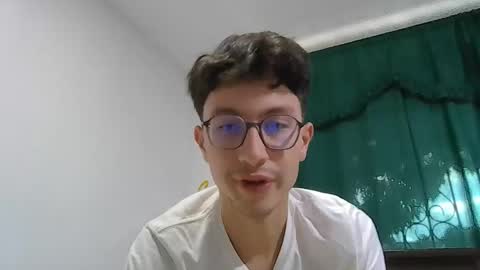 Snapshot of kevintdx chatting on 10/18/25, 08:42 kevintdx online show from 10/18/25, 08:42