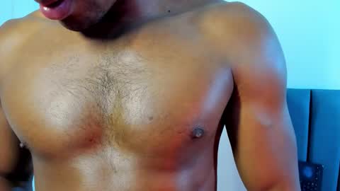 Snapshot of kevinxblack chatting on 11/14/25, 10:29 sebastian online show from 11/14/25, 10:29