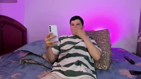 kevin and ottis online show from 04/18/26, 02:59