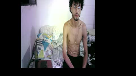 kevvluna05 online show from 03/10/25, 03:34