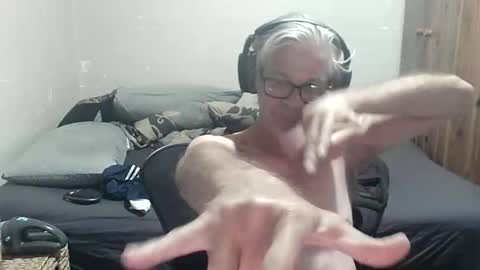 Snapshot of kevwestunder9696 chatting on 11/21/25, 10:47 kevwestunder9696 online show from 11/21/25, 10:47