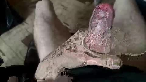 Snapshot of kexmas chatting on 09/23/25, 12:19 Tom online show from 09/23/25, 12:19